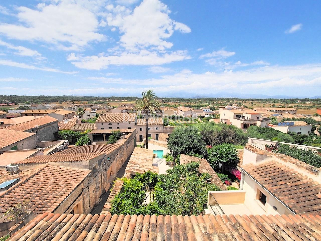 Exclusivo Hotel Boutique a la venta en Sineu; ocasión única para una  inmejorable inversión